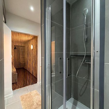 Le Pic De Pierreuse Apartman Liège Kültér fotó