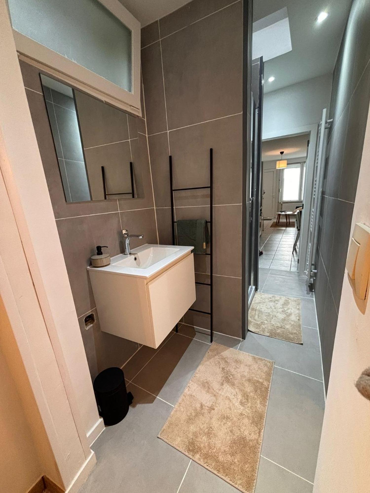 Le Pic De Pierreuse Apartman Liège Kültér fotó