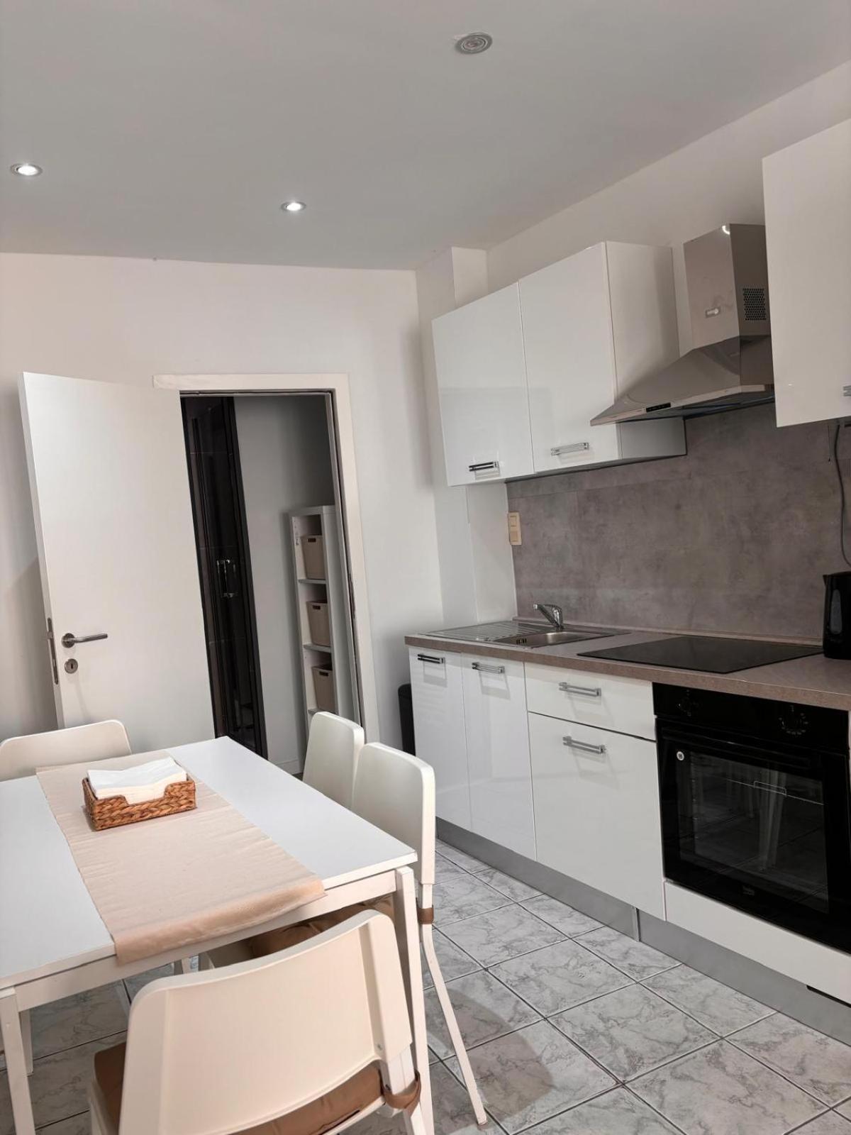 Le Pic De Pierreuse Apartman Liège Kültér fotó